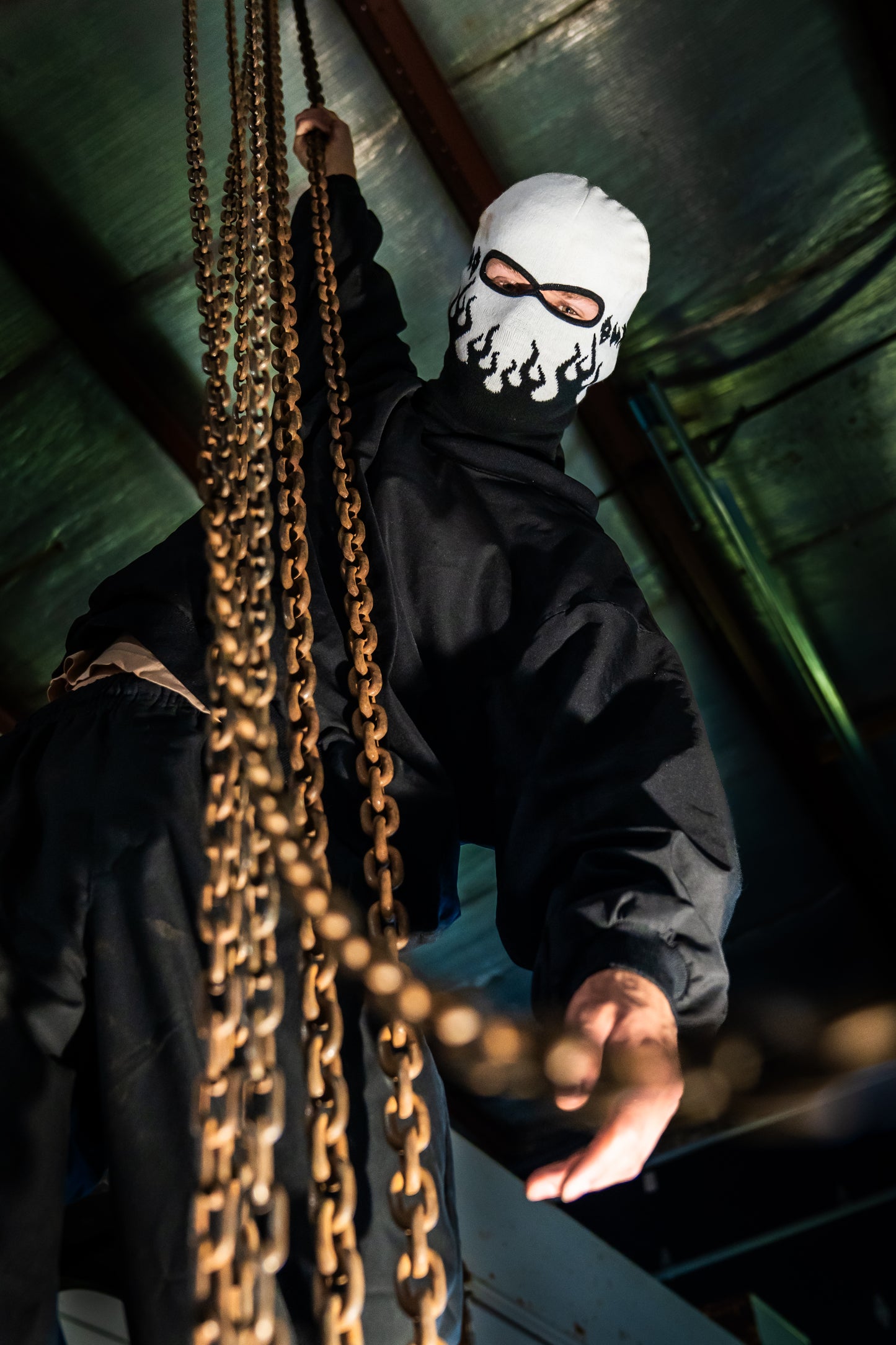THE SIGNATURE "BURN" MASK