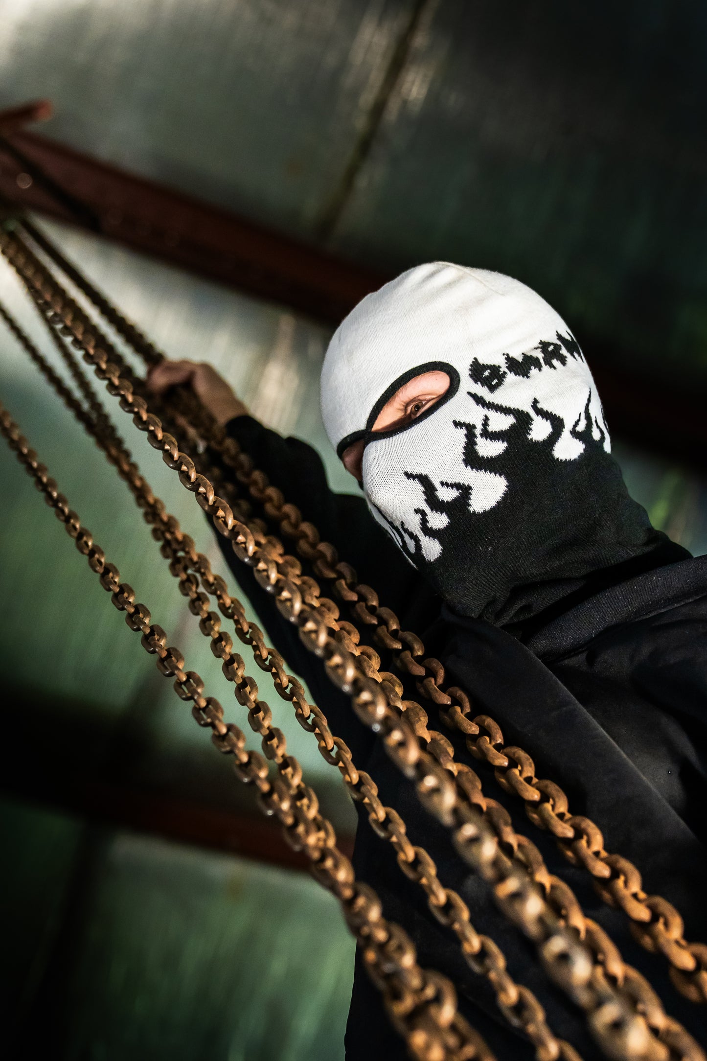 THE SIGNATURE "BURN" MASK